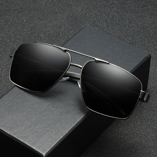 Pilot Polarized Sunglasses, product photo