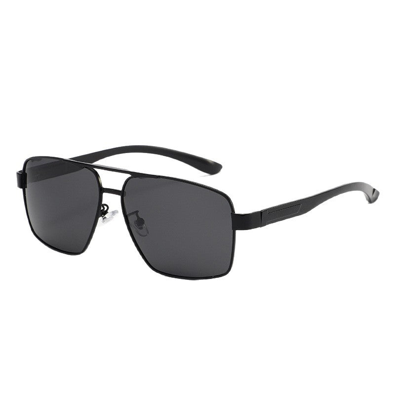 Pilot Polarized Sunglasses, product photo